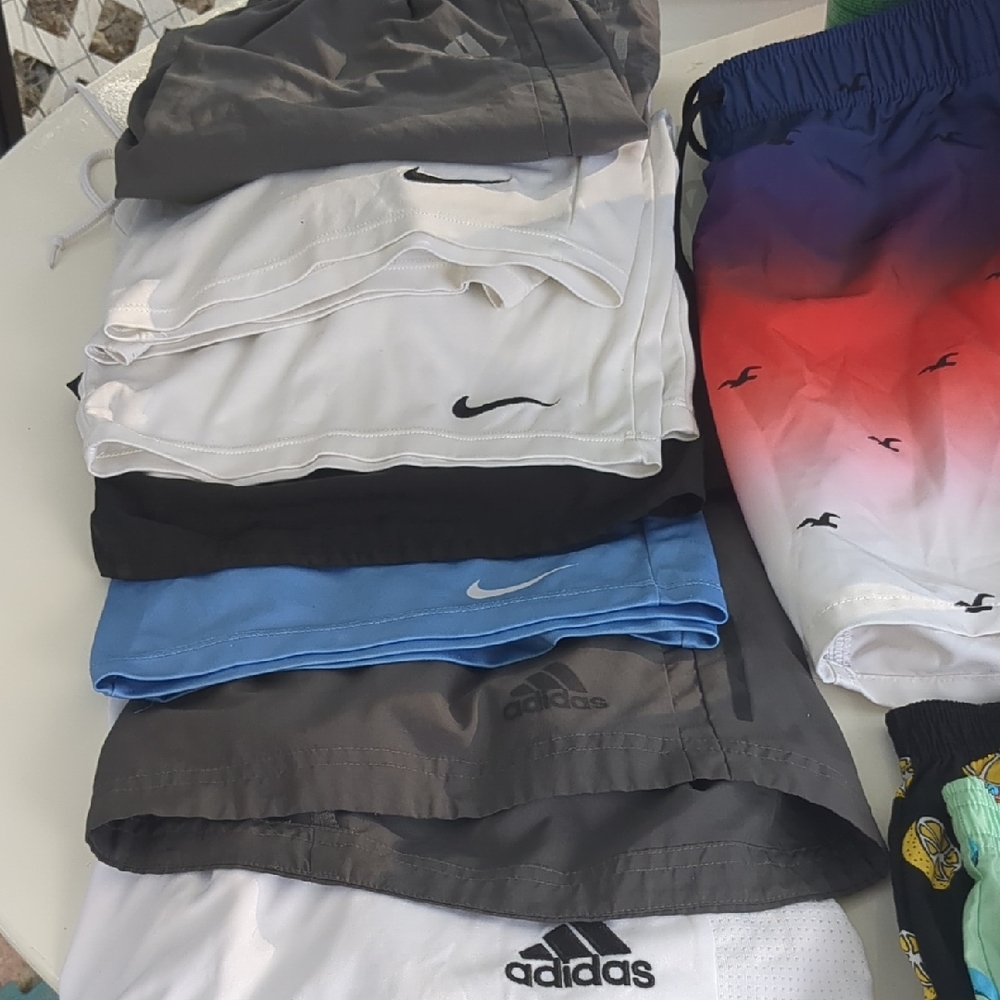 Nike Adidas, Hollister Lucky Brand,Multicolor Shorts And T-shirt Set